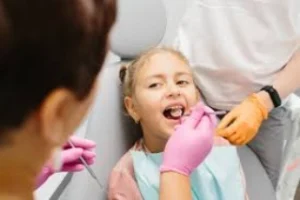 Diversos tipos de radiografias disponíveis para diagnóstico Dentista em CIDADE DEZ